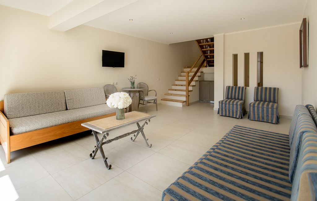 Οικογενειακό Μπανγκαλόου με θέα στον Κήπο